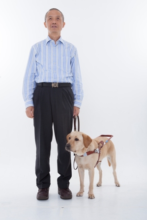 視障主人曾建平及導盲犬Deanna